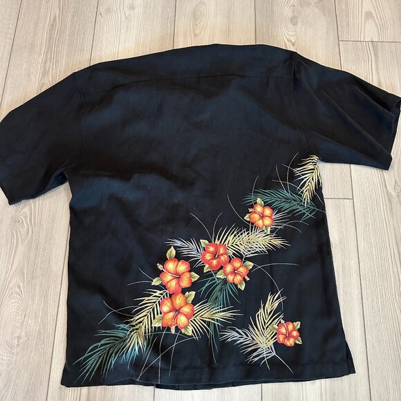 The Frogman Clothing Co Silk Shirt S Black Red Frog Hibiscus Hawaiian Aloha - Picture 2 of 4